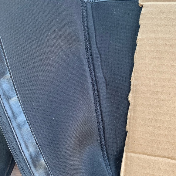 Naturalizer Black Carella Leather Wide-Calf Boot. Women's Size 8 - Picture 8 of 13